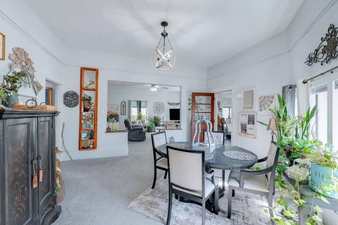 721 East 17th, Winfield, KS 67156