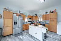 721 East 17th, Winfield, KS 67156