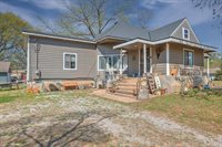 721 East 17th, Winfield, KS 67156
