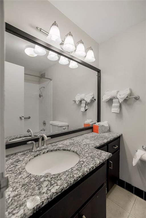 333 West Meyer Boulevard, Kansas City, MO 64113