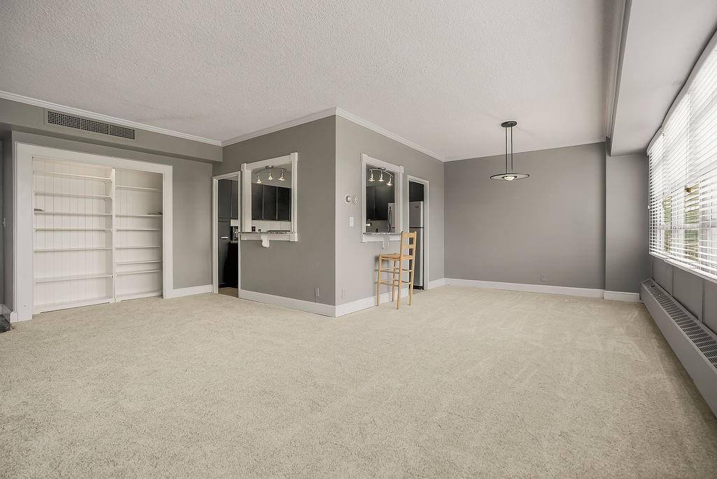 333 West Meyer Boulevard, Kansas City, MO 64113