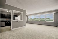 333 West Meyer Boulevard, Kansas City, MO 64113