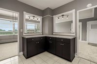 333 West Meyer Boulevard, Kansas City, MO 64113