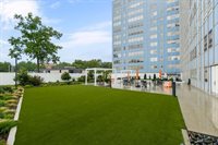 333 West Meyer Boulevard, Kansas City, MO 64113