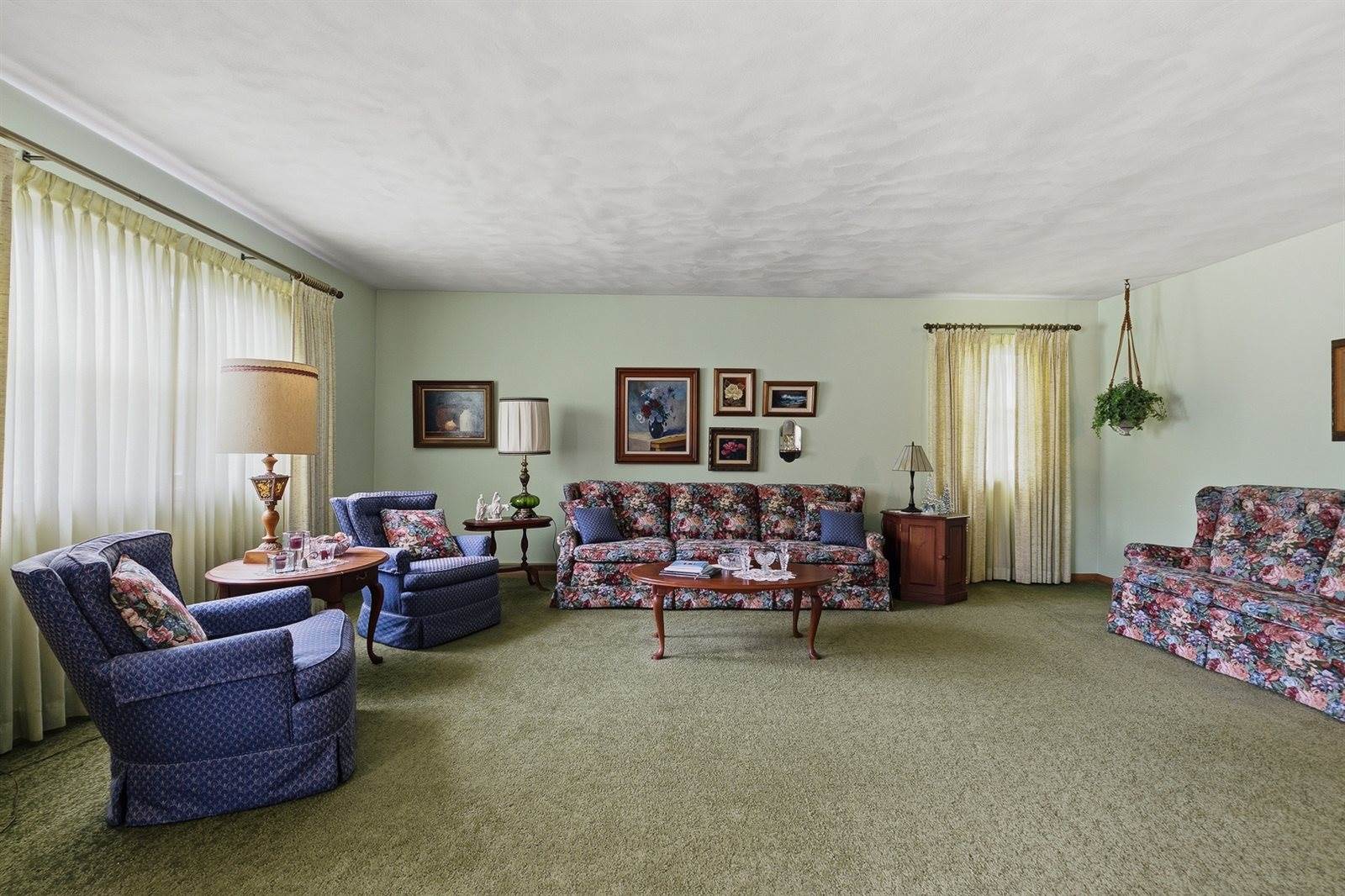 3324 34th Ave Court, Rock Island, IL 61201