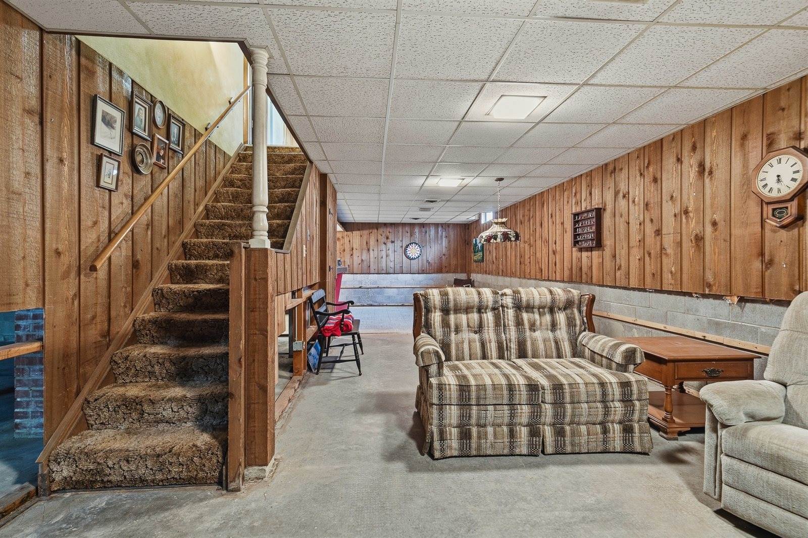 3324 34th Ave Court, Rock Island, IL 61201
