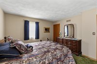3324 34th Ave Court, Rock Island, IL 61201
