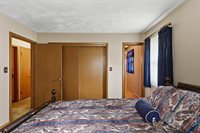 3324 34th Ave Court, Rock Island, IL 61201