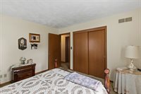 3324 34th Ave Court, Rock Island, IL 61201