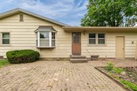 3324 34th Ave Court, Rock Island, IL 61201
