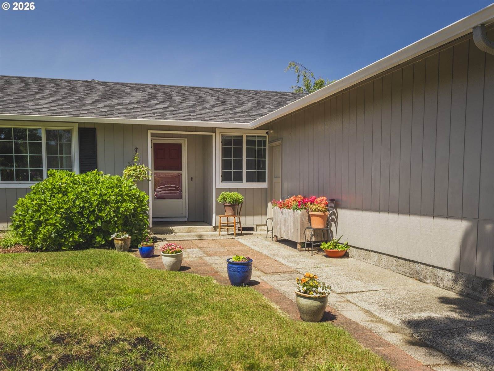 4125 Spruce St, Florence, OR 97439