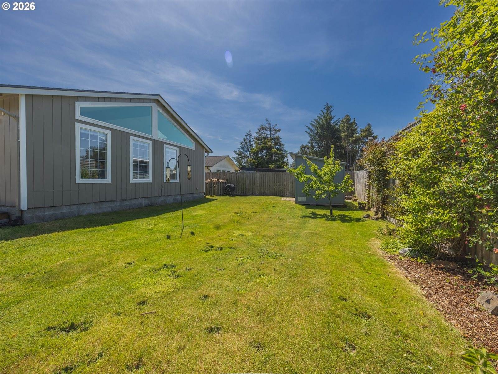 4125 Spruce St, Florence, OR 97439