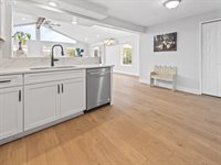 4125 Spruce St, Florence, OR 97439