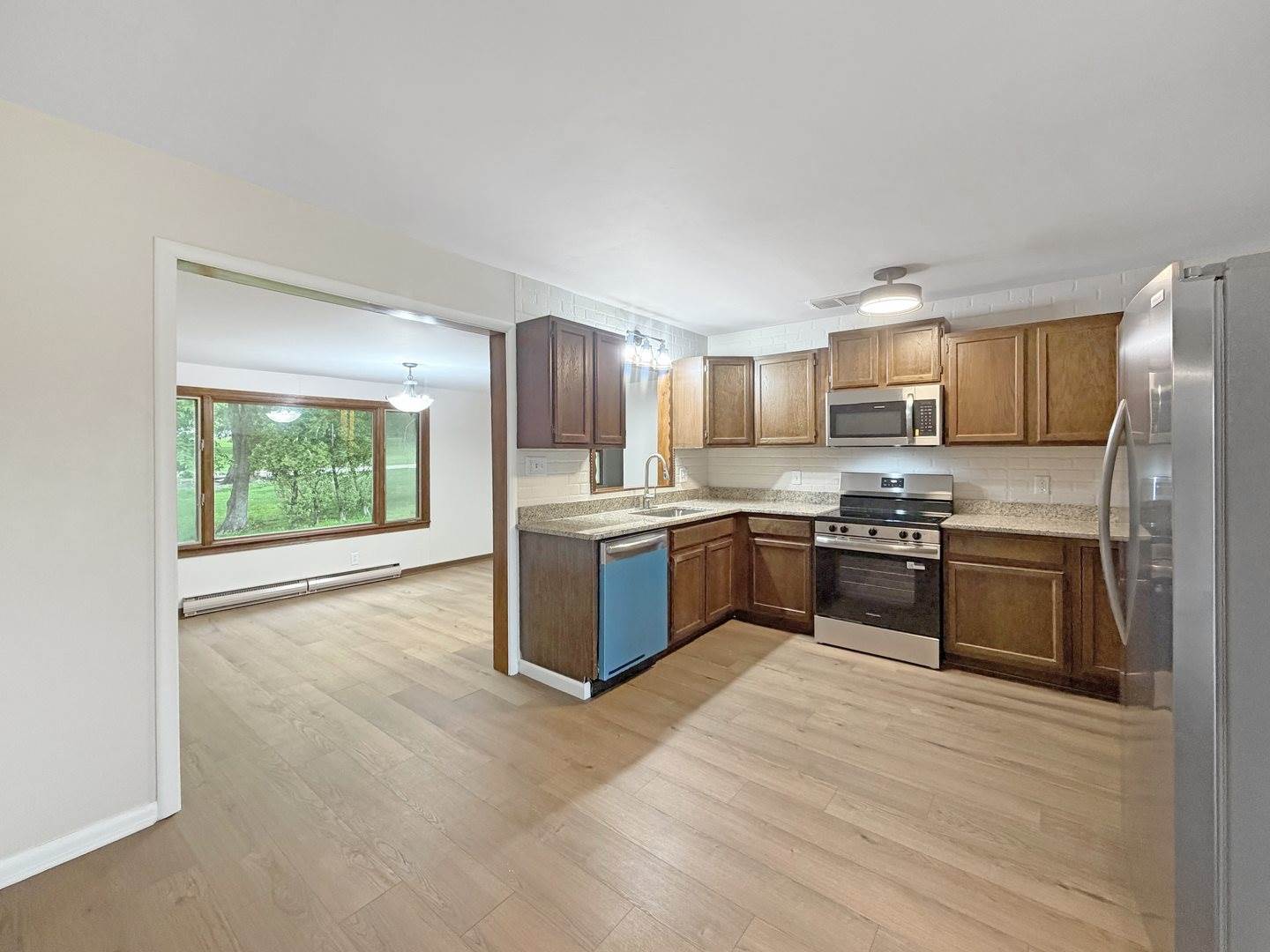 576 Timber Hills Drive, Freeport, IL 61032