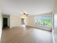 576 Timber Hills Drive, Freeport, IL 61032