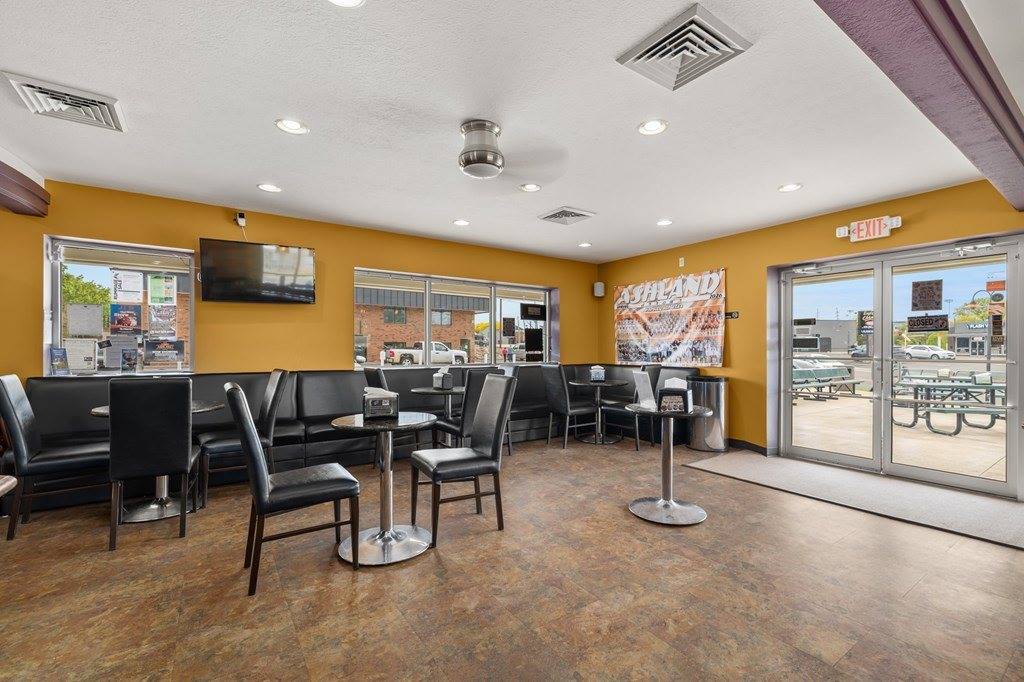 601 Claremont Ave, Ashland, OH 44805