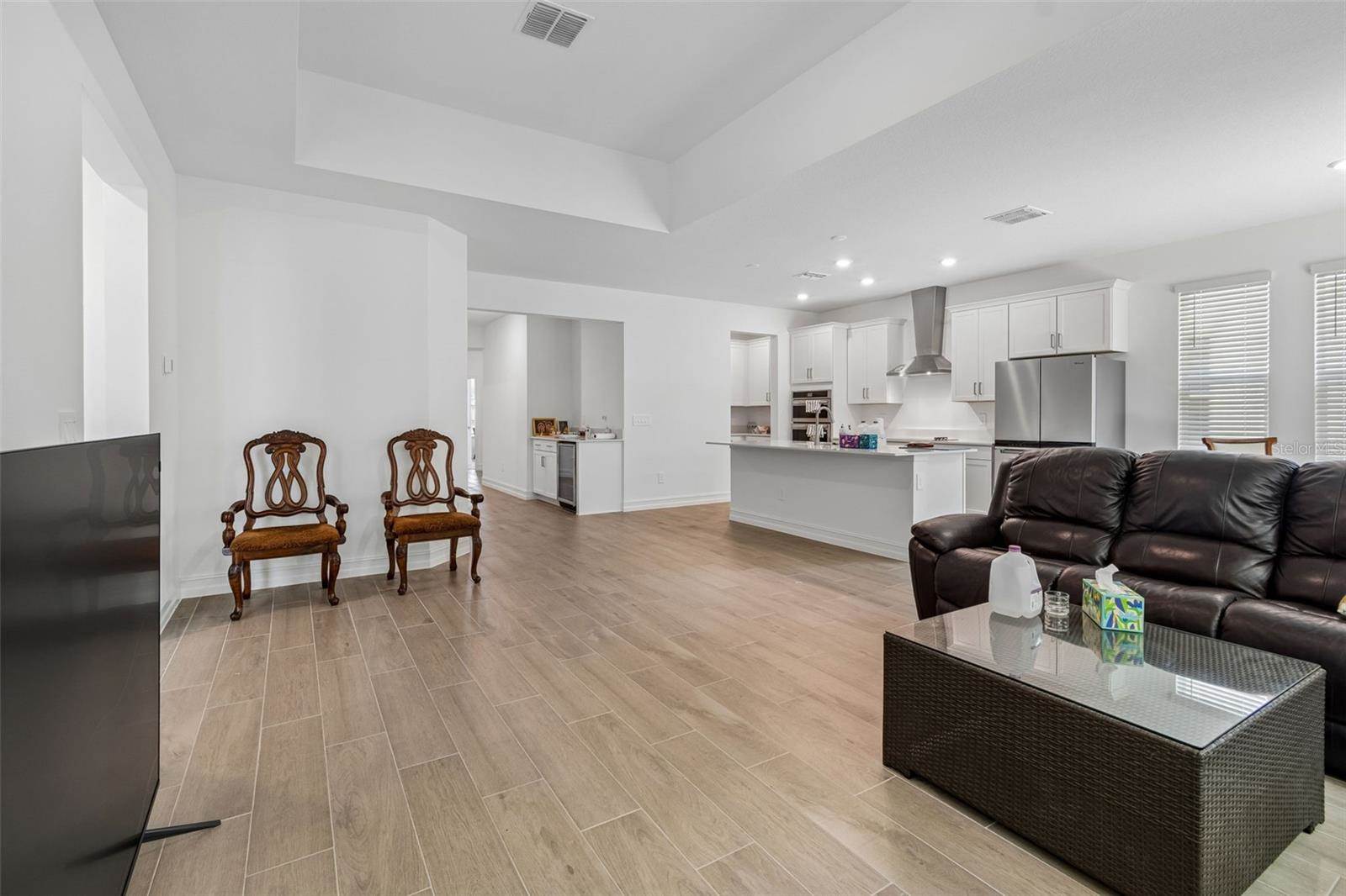 18542 Serene Lake Loop, Lutz, FL 33548