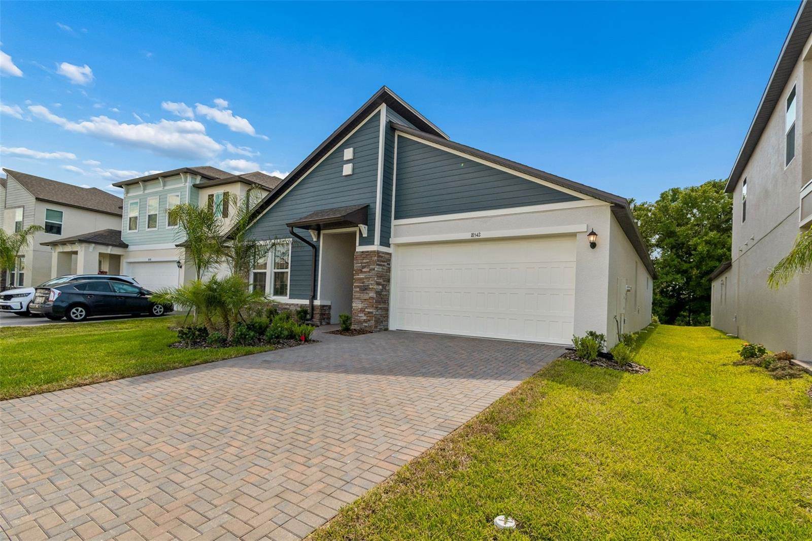 18542 Serene Lake Loop, Lutz, FL 33548