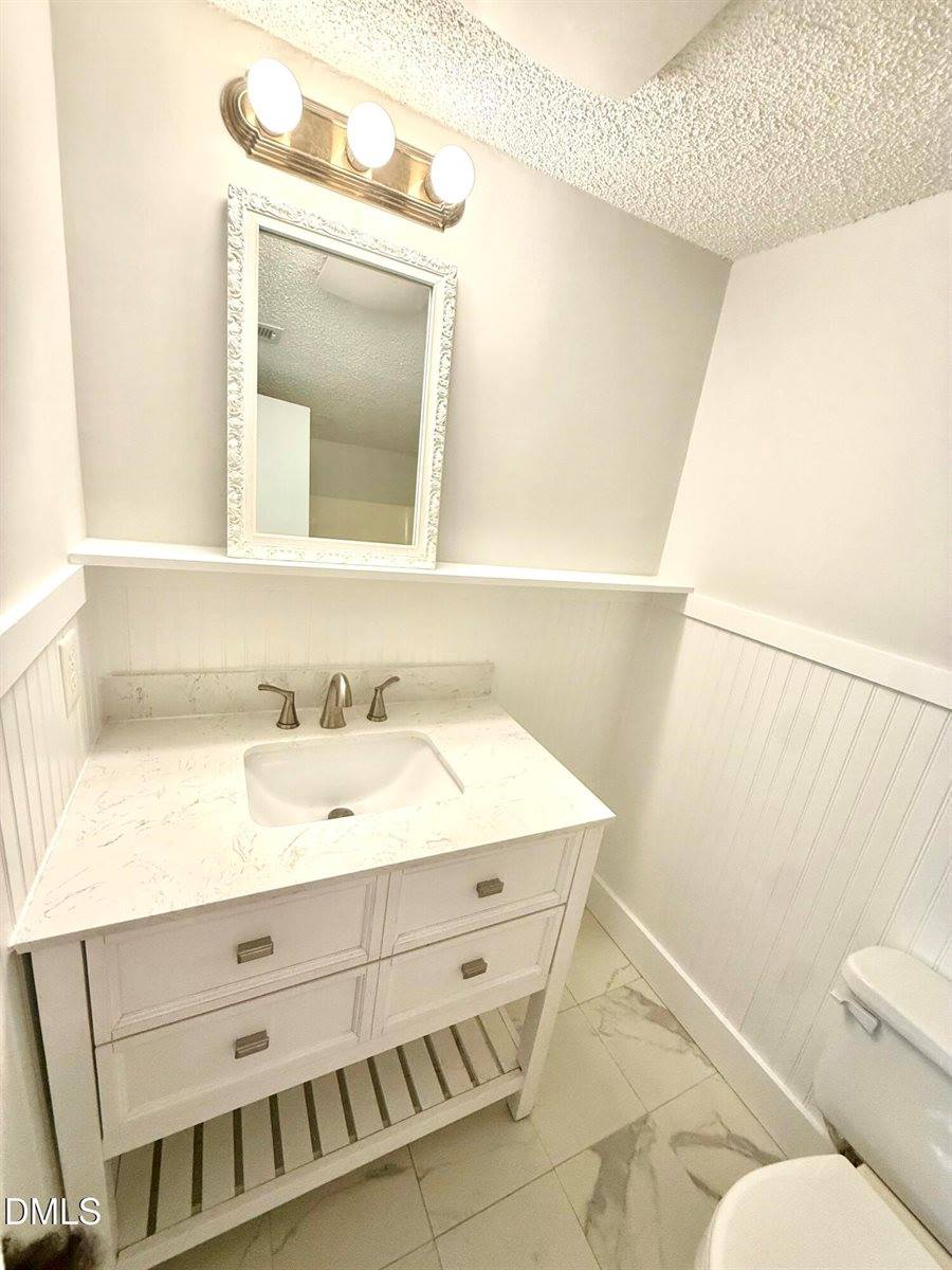 546 Pine Ridge Place, Raleigh, NC 27609
