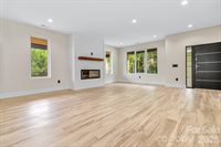 221 Coopers Drive, Hendersonville, NC 28739
