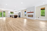 221 Coopers Drive, Hendersonville, NC 28739