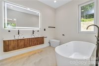 221 Coopers Drive, Hendersonville, NC 28739