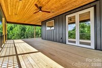 221 Coopers Drive, Hendersonville, NC 28739