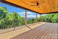 221 Coopers Drive, Hendersonville, NC 28739