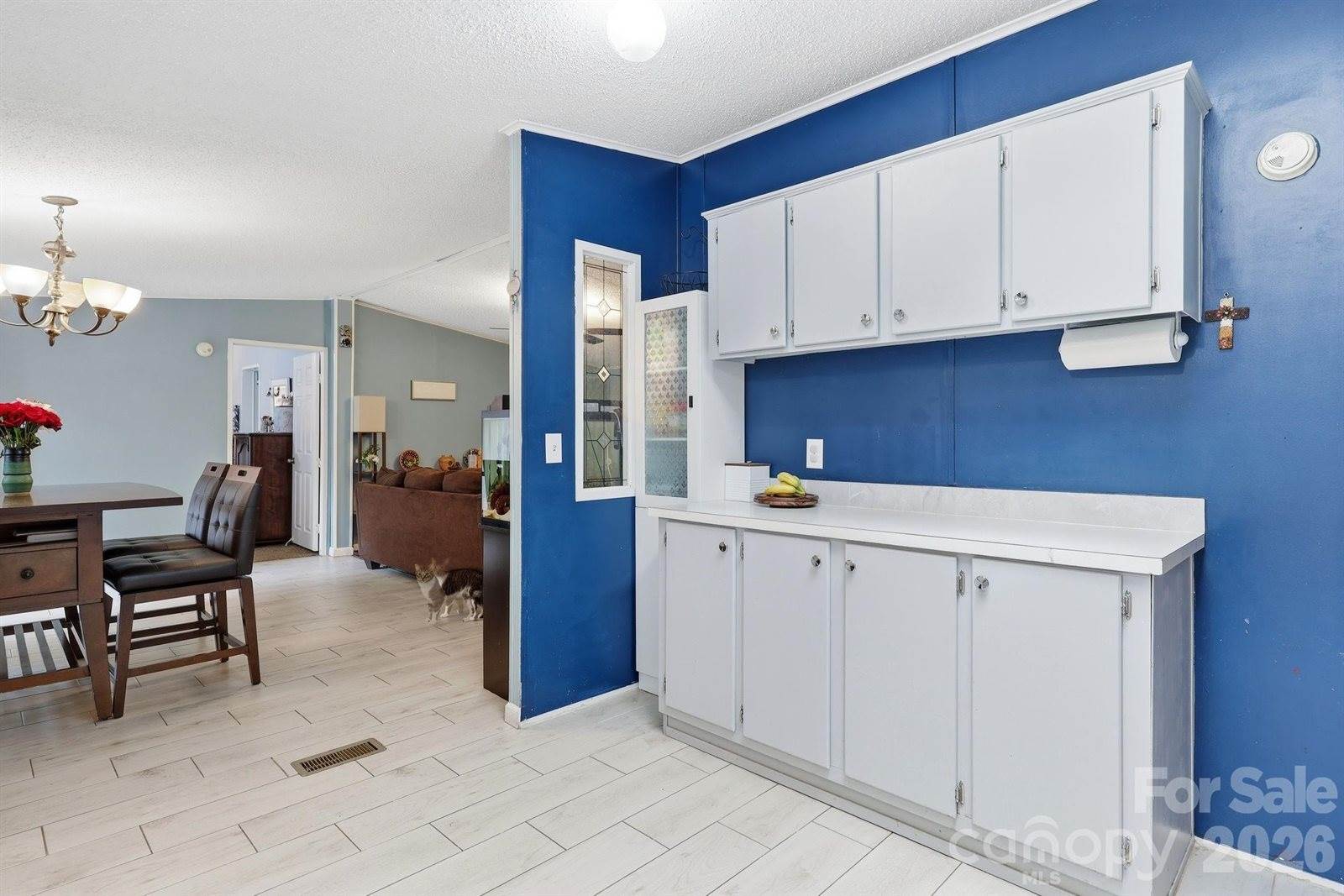 405 Gray Court, Asheville, NC 28806
