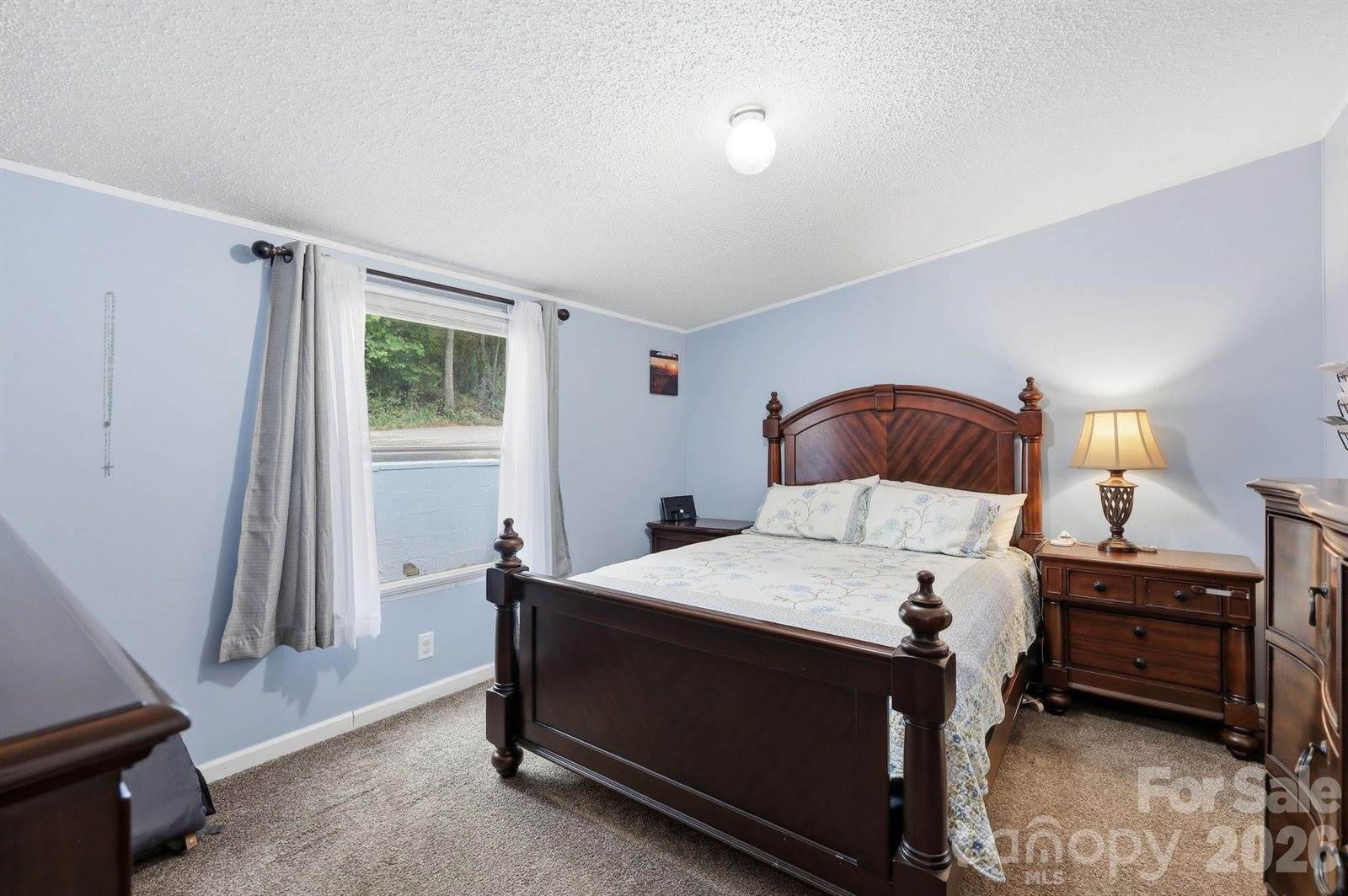 405 Gray Court, Asheville, NC 28806