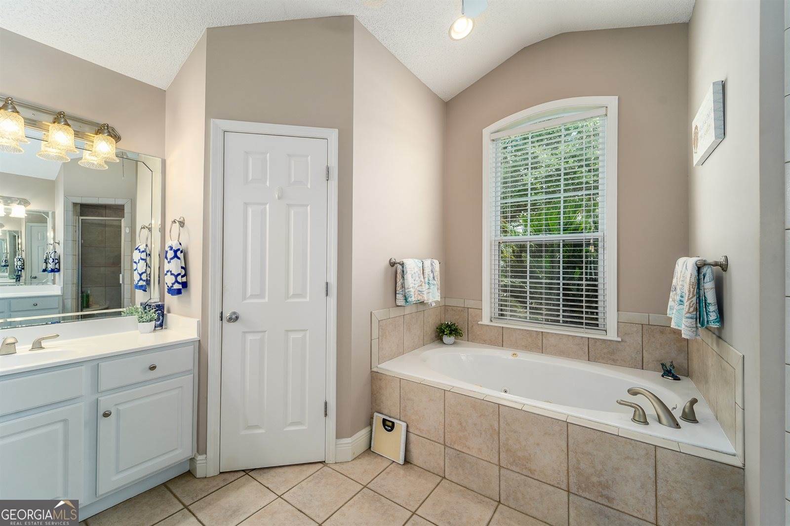 716 Stonewall Jackson Place, Waycross, GA 31503