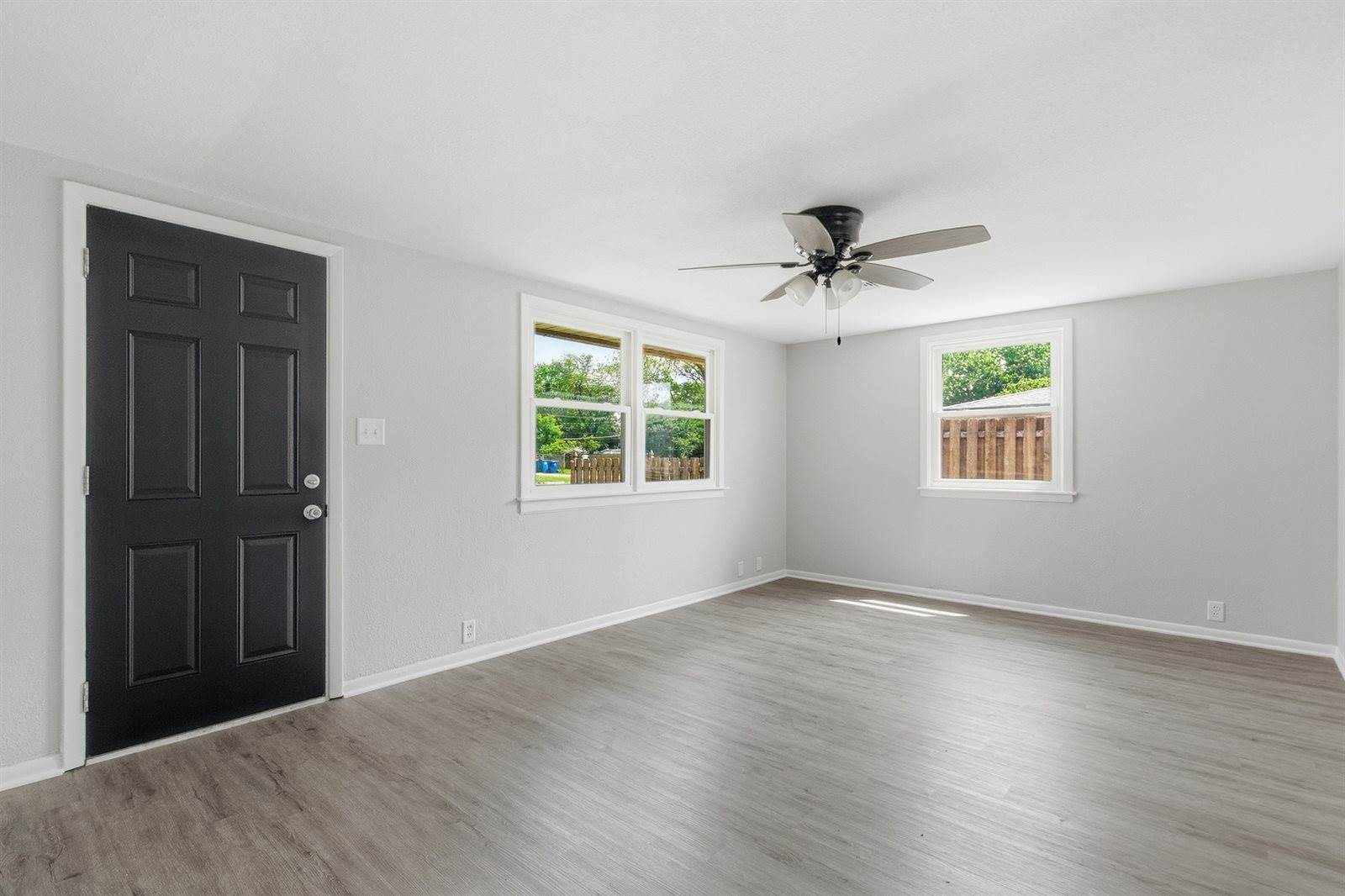 2306 9th Street, Silvis, IL 61282