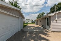 2306 9th Street, Silvis, IL 61282