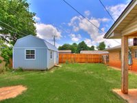 828 Briarlane Road, Del City, OK 73115