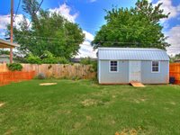 828 Briarlane Road, Del City, OK 73115