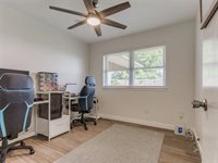 828 Briarlane Road, Del City, OK 73115