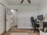 828 Briarlane Road, Del City, OK 73115