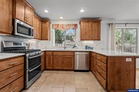1931 Arroyo Ridge Dr, Albany, OR 97321