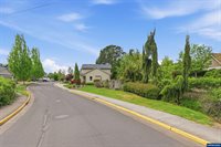 1931 Arroyo Ridge Dr, Albany, OR 97321