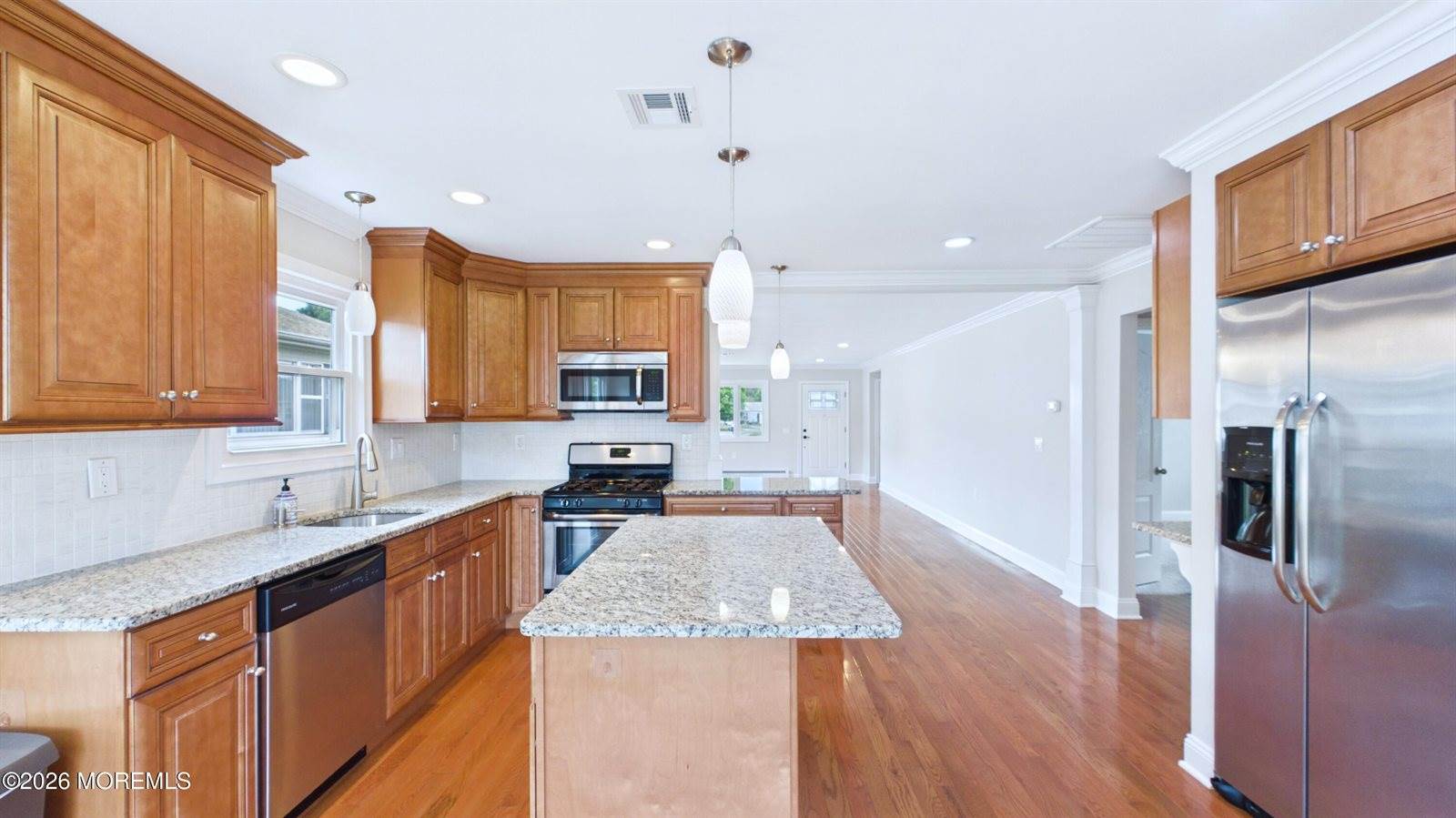 21 Templeton Street, Toms River, NJ 08757