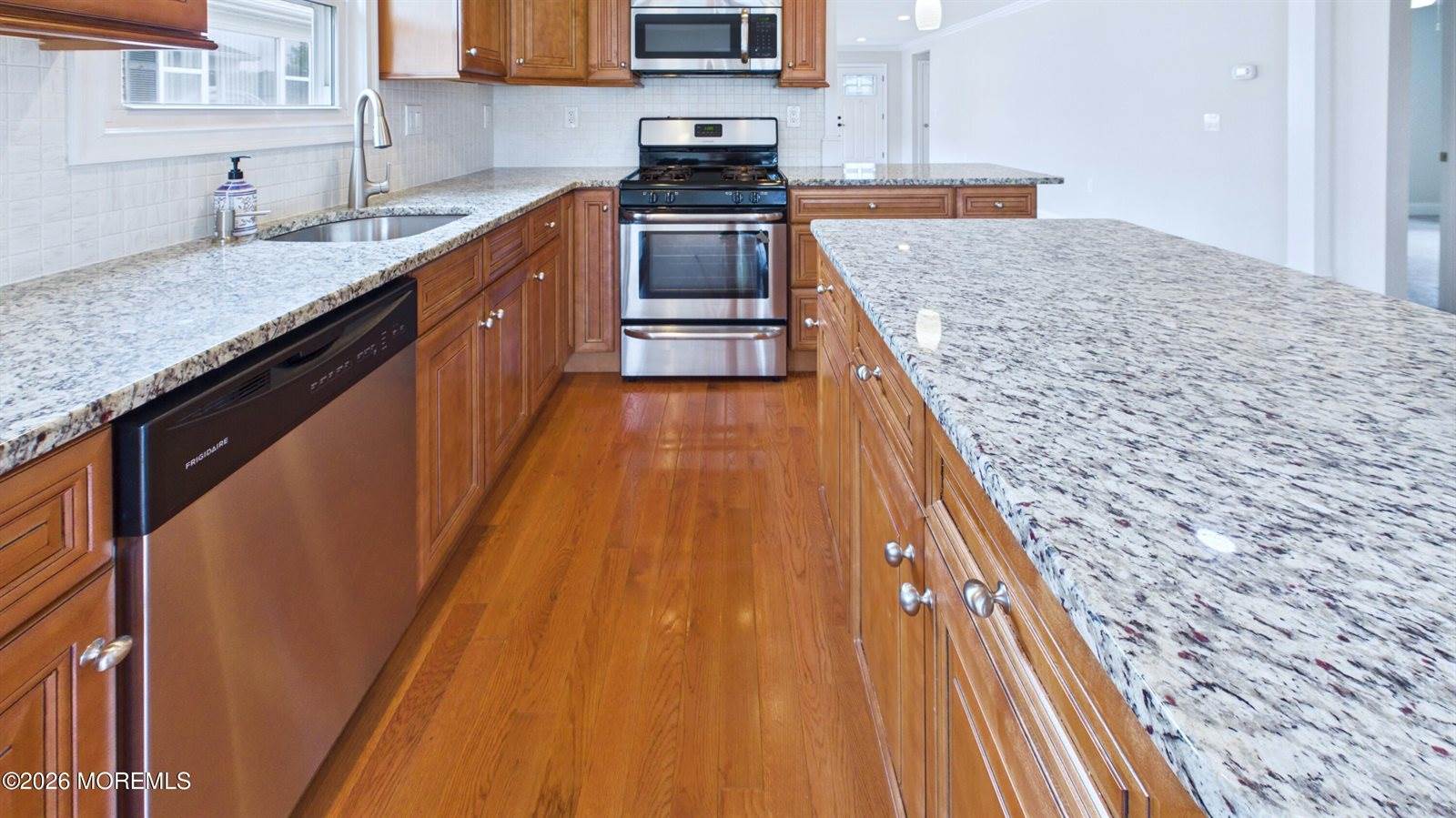 21 Templeton Street, Toms River, NJ 08757