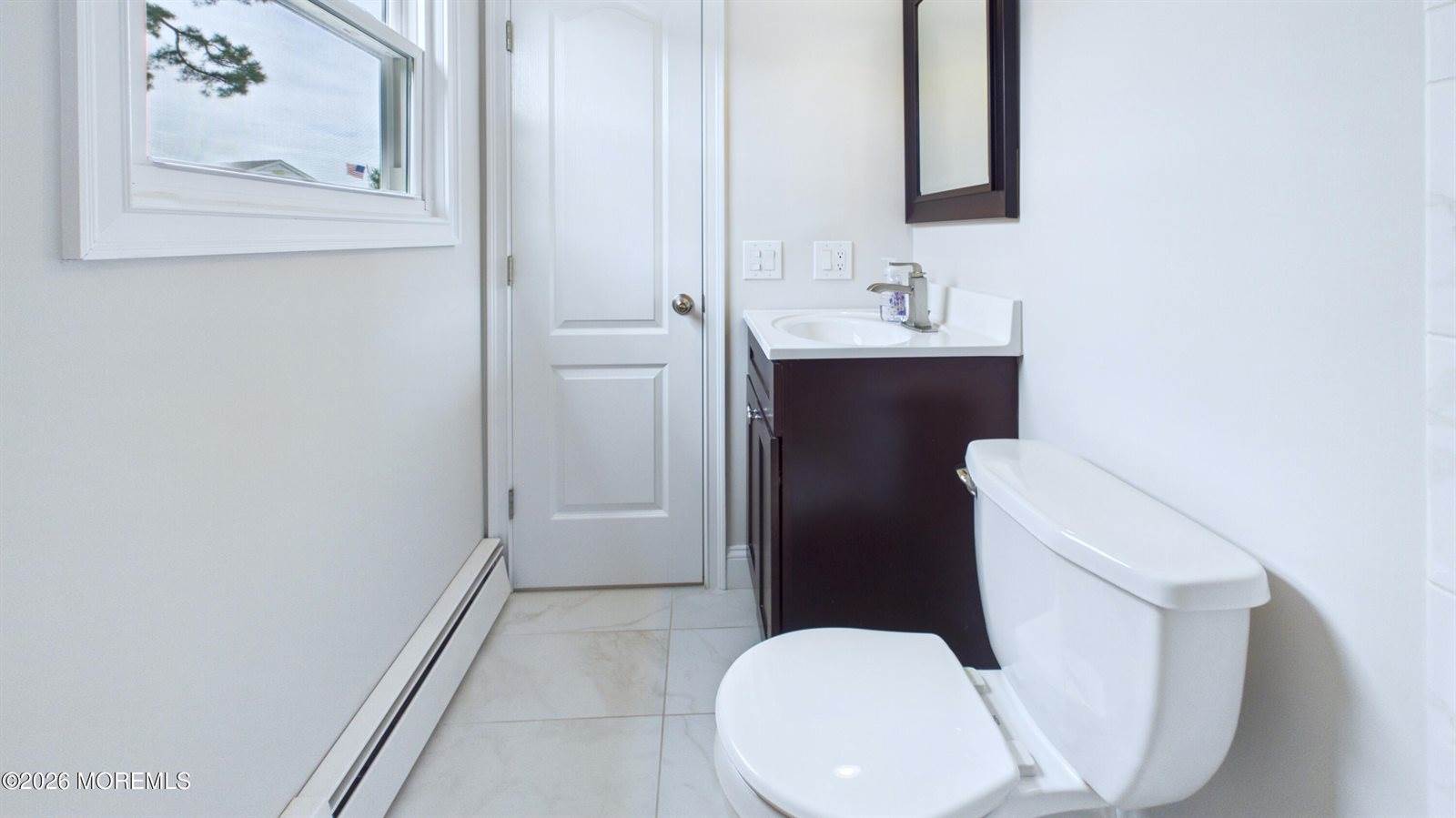 21 Templeton Street, Toms River, NJ 08757