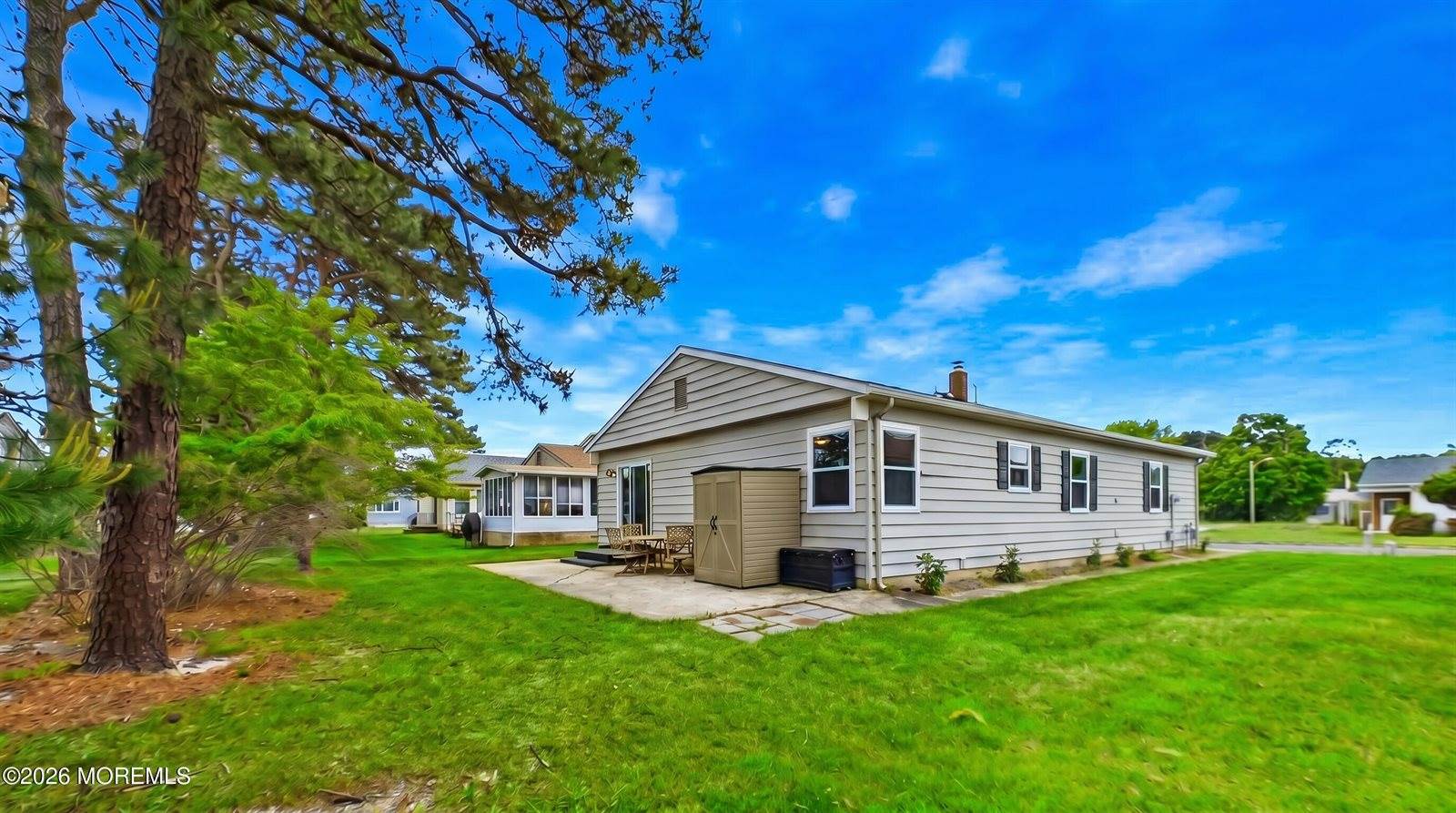 21 Templeton Street, Toms River, NJ 08757