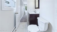 21 Templeton Street, Toms River, NJ 08757