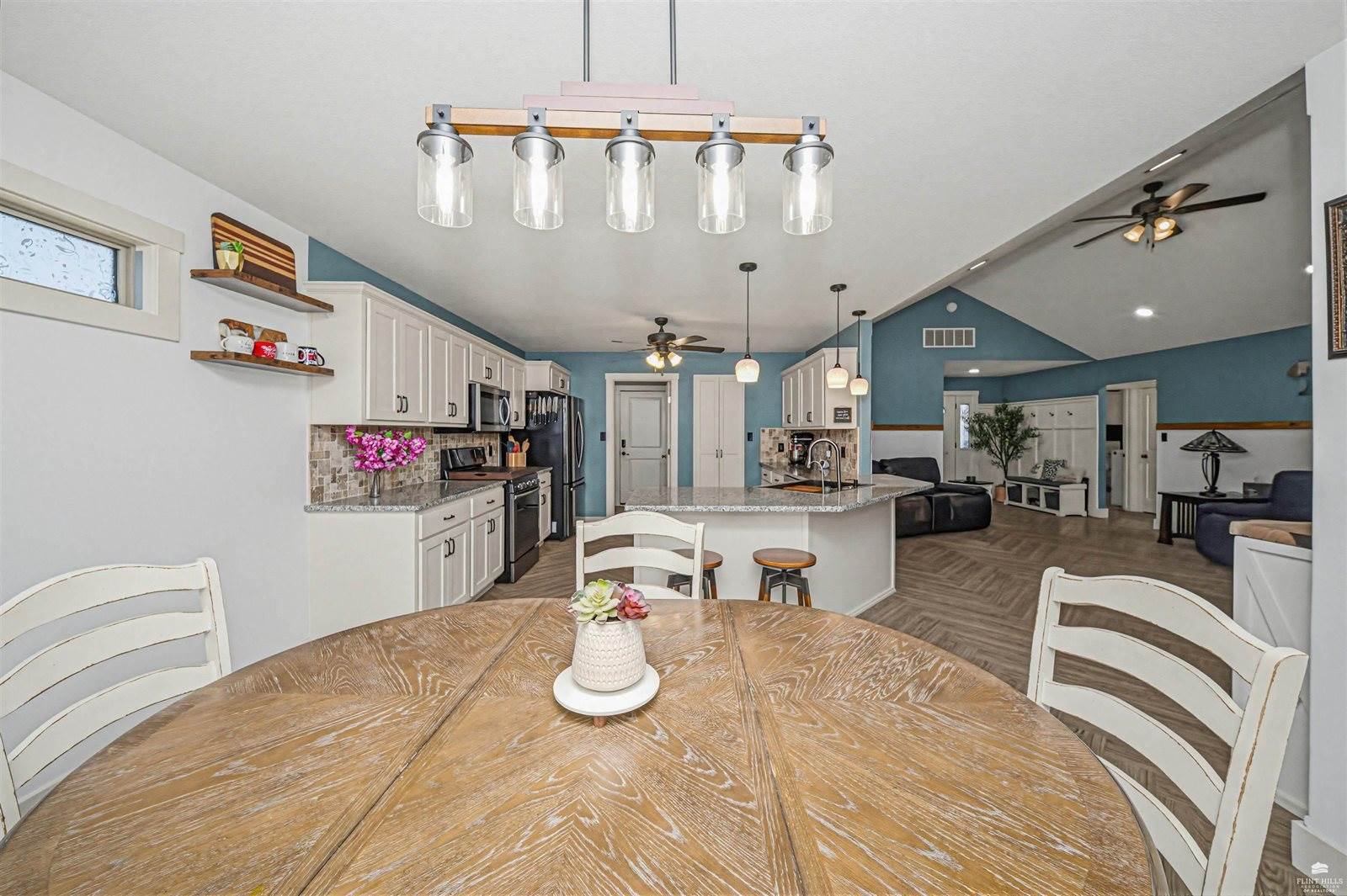 8892 Regina Lane, Manhattan, KS 66502