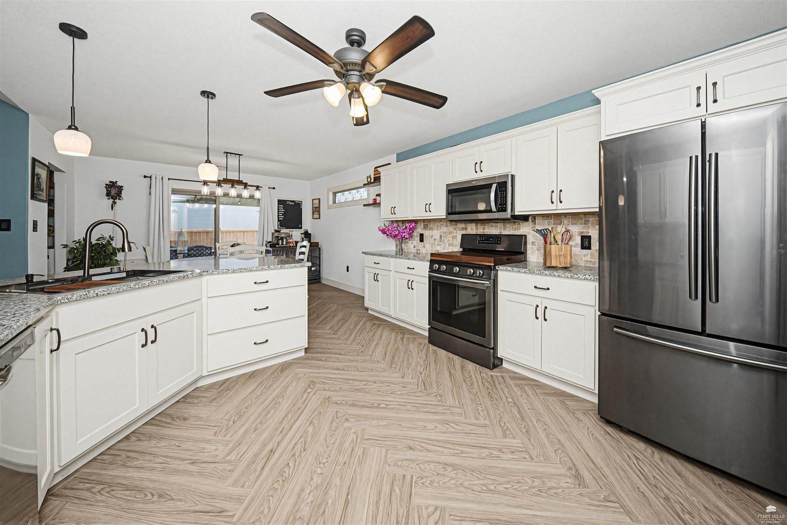 8892 Regina Lane, Manhattan, KS 66502