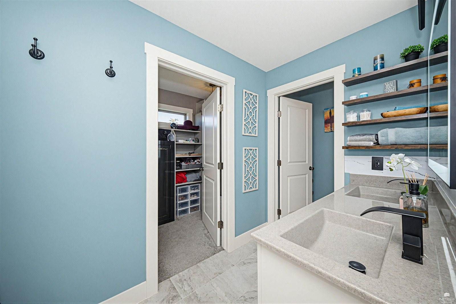 8892 Regina Lane, Manhattan, KS 66502