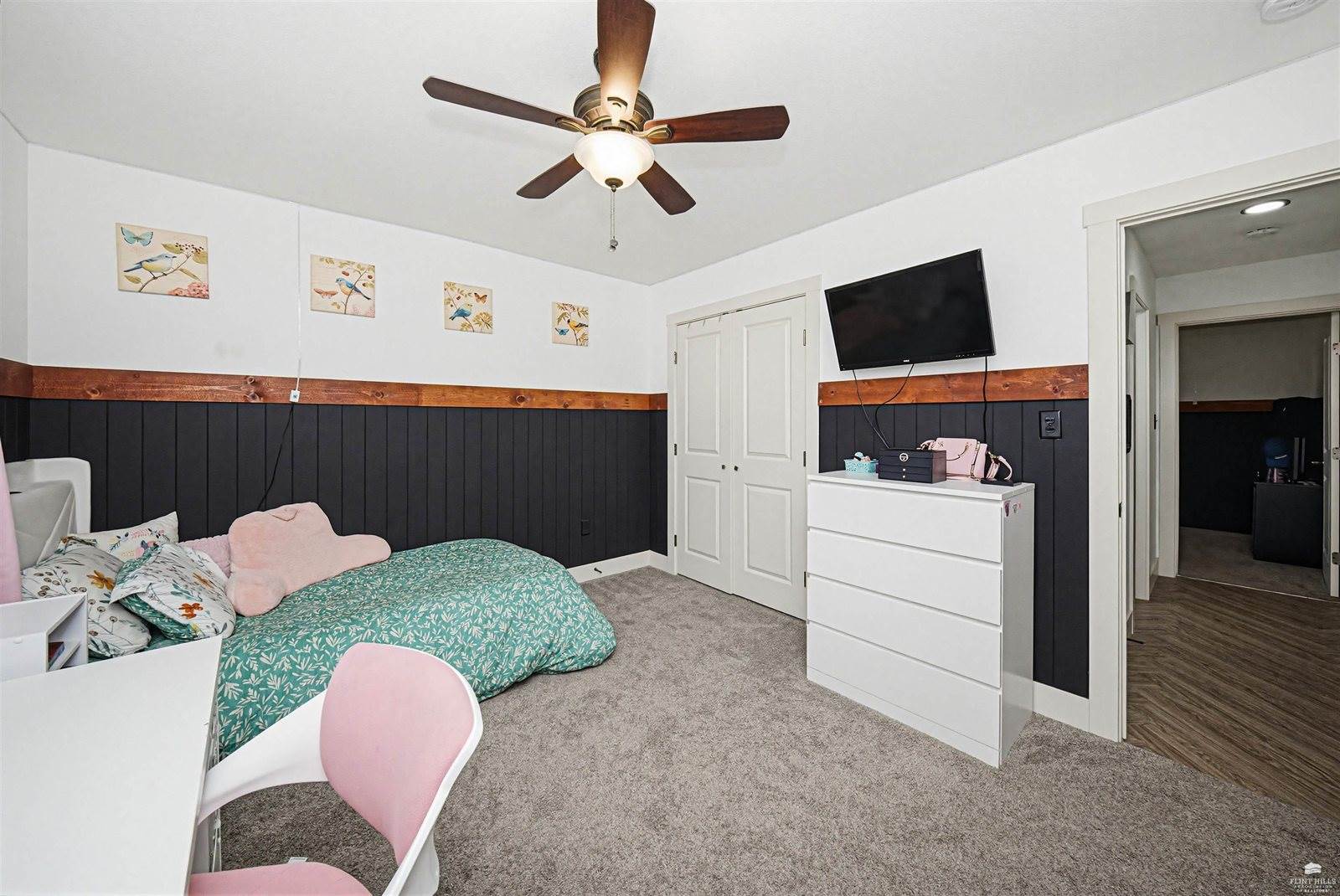 8892 Regina Lane, Manhattan, KS 66502
