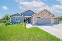 8892 Regina Lane, Manhattan, KS 66502
