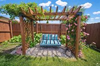 8892 Regina Lane, Manhattan, KS 66502